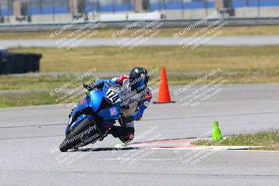 media/Apr-23-2022-Fastrack Riders (Sat) [[cb2d6ae73d]]/LEVEL 4/1PM TURN 6 OUTSIDE/